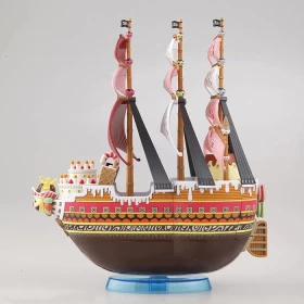 Anime One Piece: Grand Ship Collection Queen Mama Chanter Model Kit