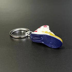 Sneakers Keychain (Gold & White)